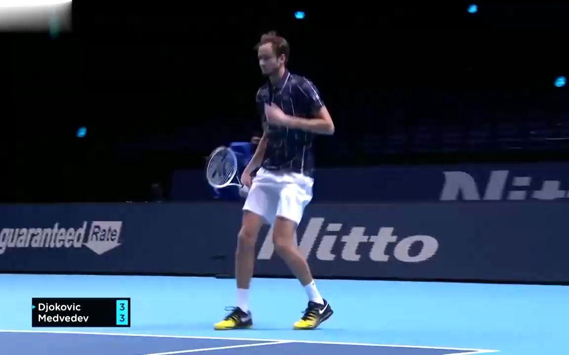 关于蒙特卡洛大师赛逆转ATP总决赛，梅德韦杰夫惊艳四座的信息